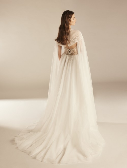 https://elisebride.ro/images/stories/virtuemart/product/SKYE 4.jpg